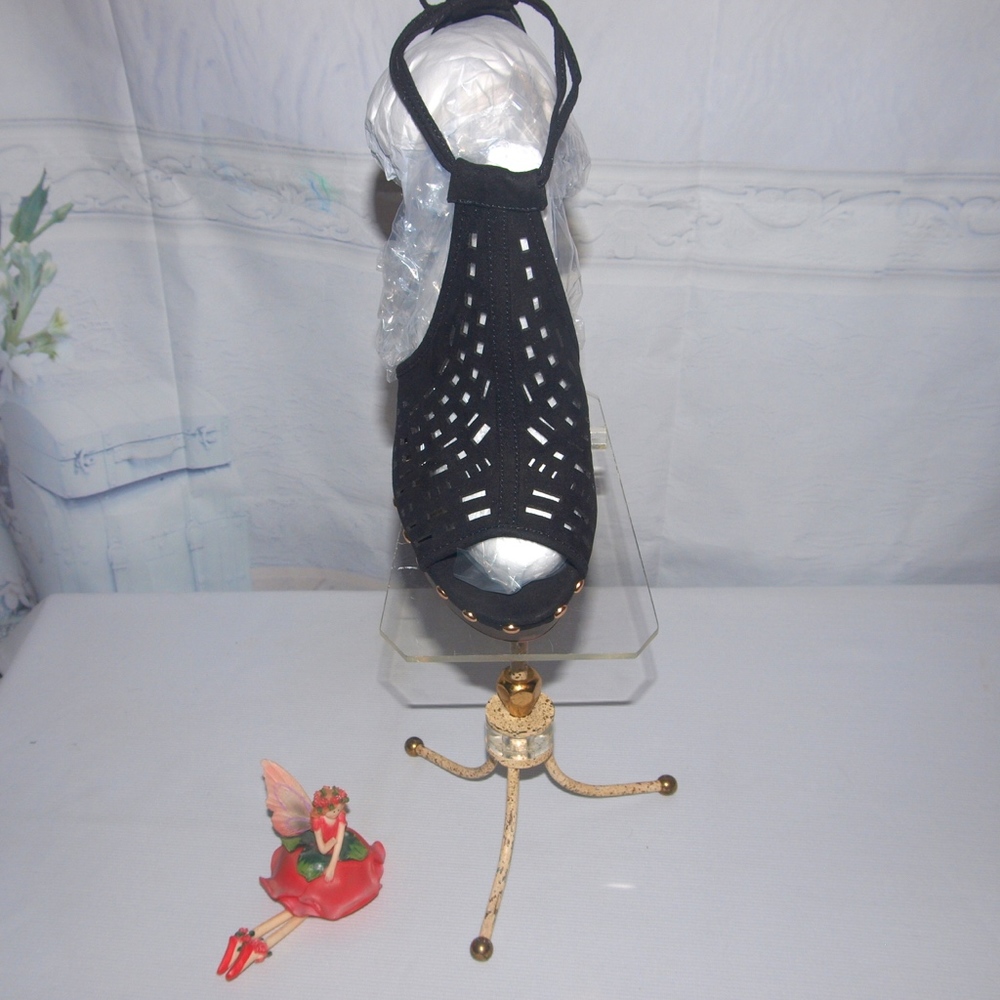 Lucien Platform Platform Heeled Sandals Shoedazzle - Picture 5 of 8